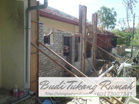 Kos membuat dapur tambahan untuk rumah jenis landed dan flat,